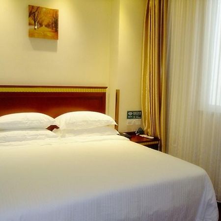 Greentree Inn Xi'An Bell And Drum Tower Food Street Ancient City Wall Ximen Express Hotel מראה חיצוני תמונה