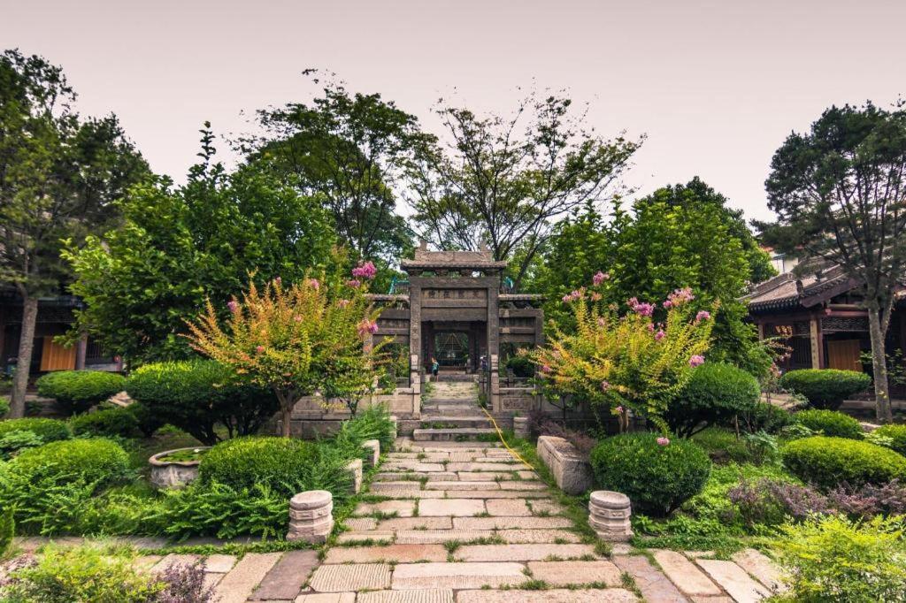Greentree Inn Xi'An Bell And Drum Tower Food Street Ancient City Wall Ximen Express Hotel מראה חיצוני תמונה