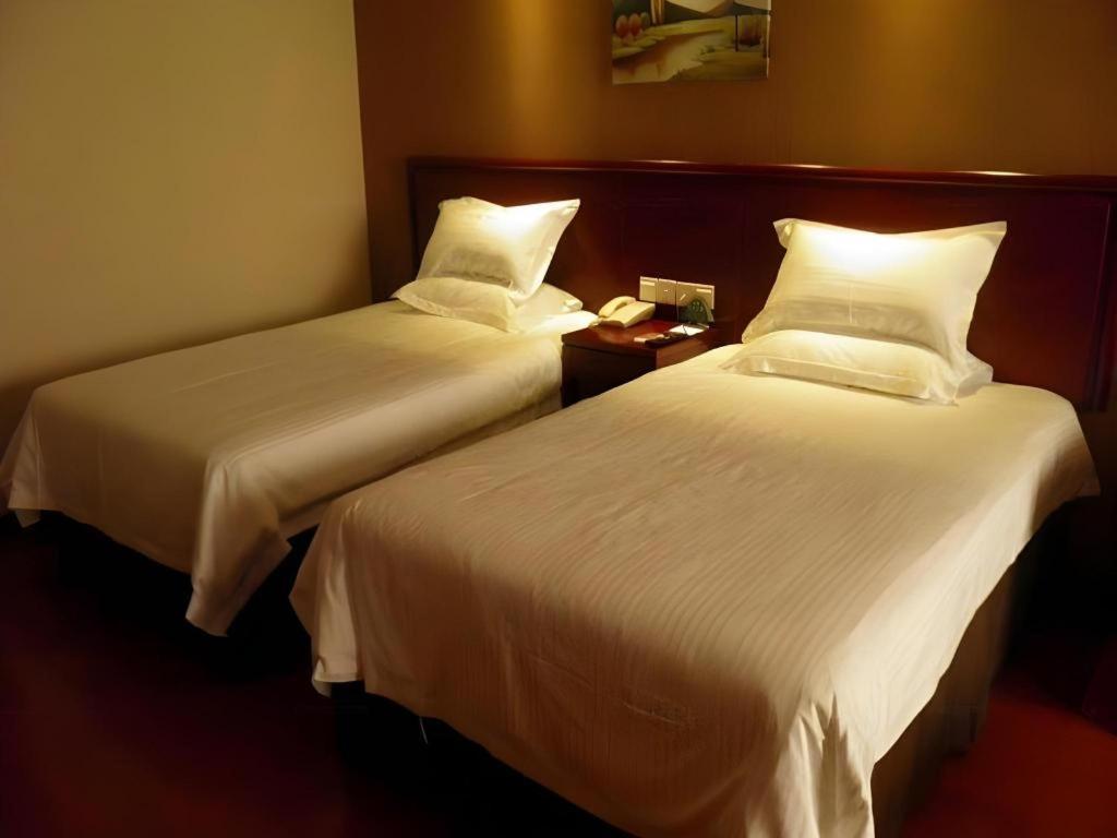 Greentree Inn Xi'An Bell And Drum Tower Food Street Ancient City Wall Ximen Express Hotel מראה חיצוני תמונה