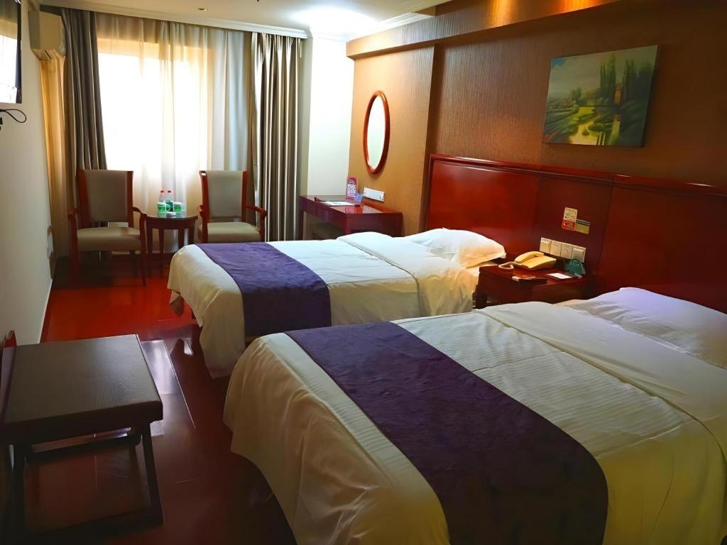 Greentree Inn Xi'An Bell And Drum Tower Food Street Ancient City Wall Ximen Express Hotel מראה חיצוני תמונה