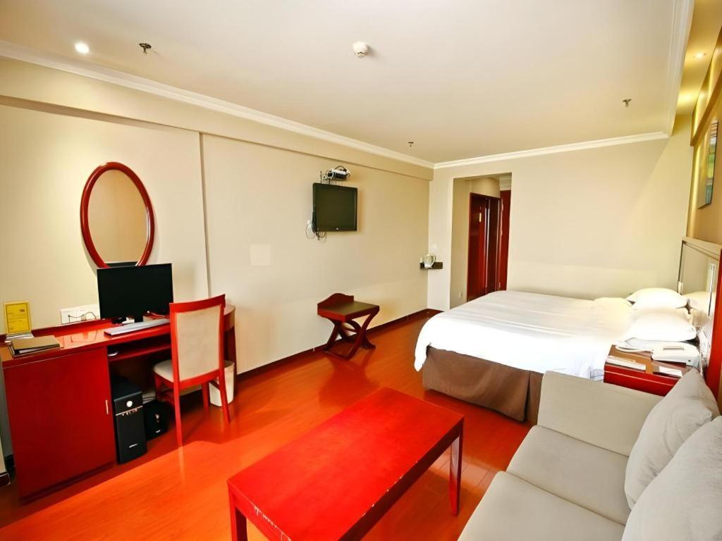 Greentree Inn Xi'An Bell And Drum Tower Food Street Ancient City Wall Ximen Express Hotel מראה חיצוני תמונה