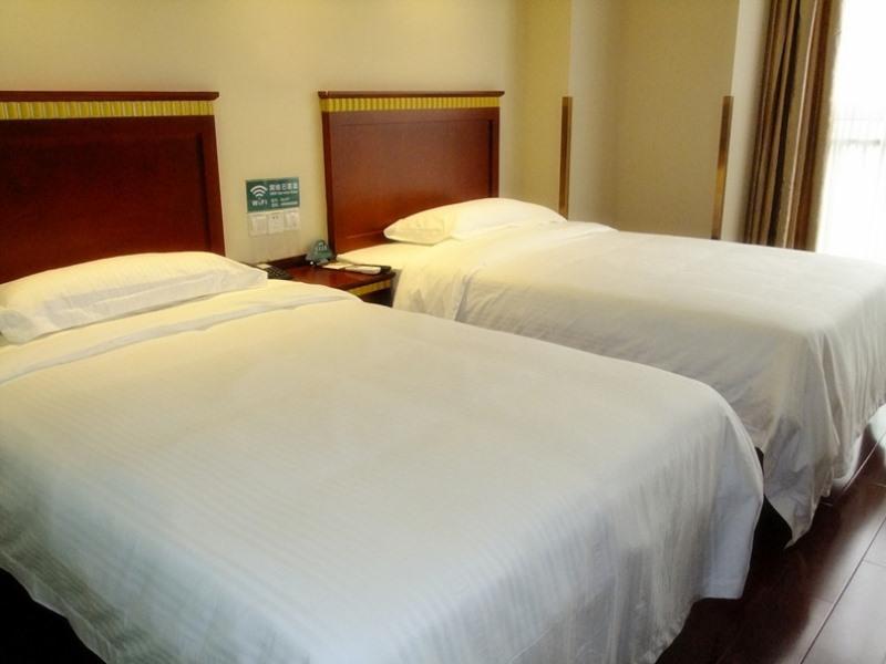 Greentree Inn Xi'An Bell And Drum Tower Food Street Ancient City Wall Ximen Express Hotel מראה חיצוני תמונה