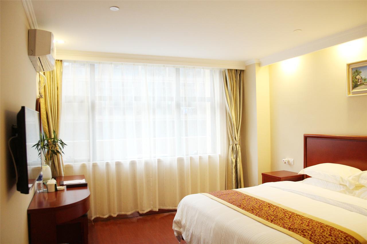 Greentree Inn Xi'An Bell And Drum Tower Food Street Ancient City Wall Ximen Express Hotel מראה חיצוני תמונה