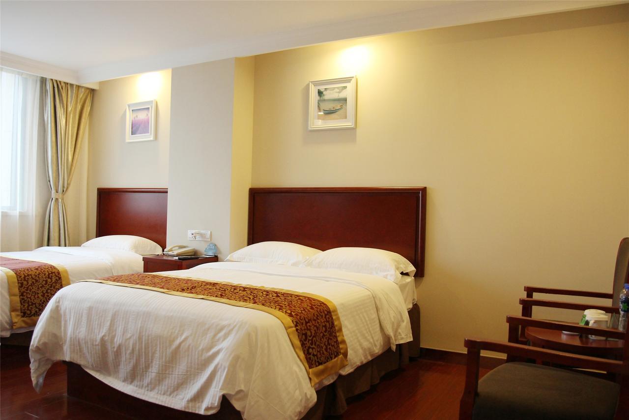 Greentree Inn Xi'An Bell And Drum Tower Food Street Ancient City Wall Ximen Express Hotel מראה חיצוני תמונה