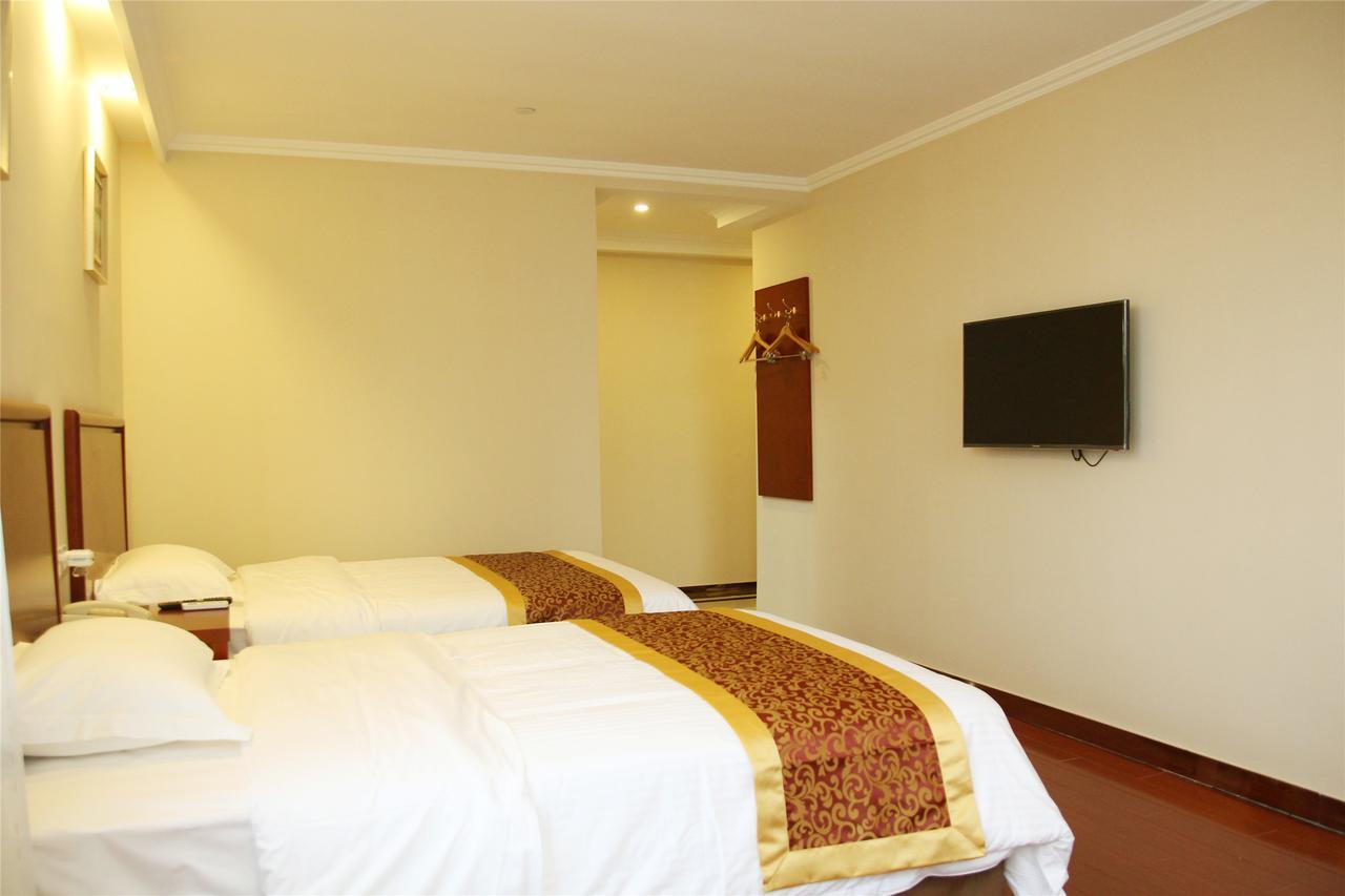 Greentree Inn Xi'An Bell And Drum Tower Food Street Ancient City Wall Ximen Express Hotel מראה חיצוני תמונה